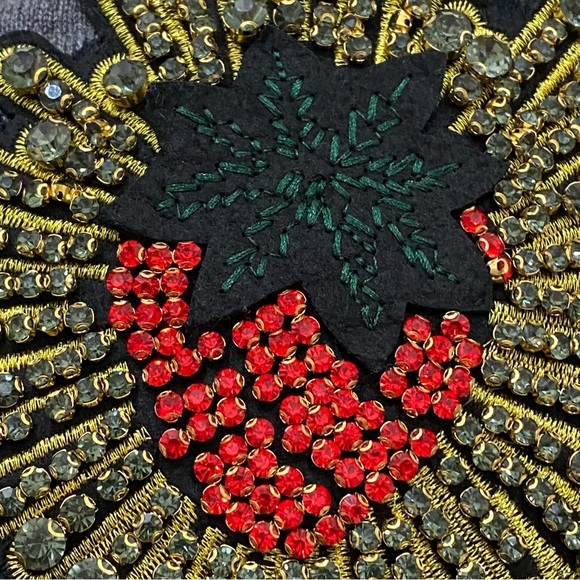 TORY BURCH Style 48123131 Wool Blend Knit Sweater with Rhinestones Patch Size M - Picture 8 of 11